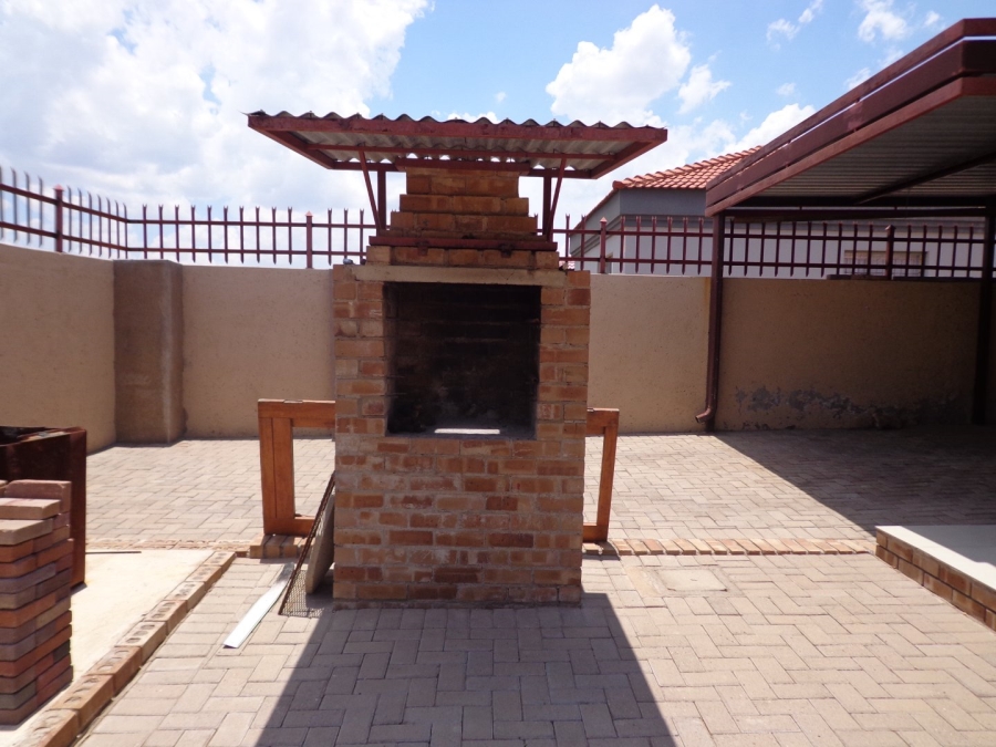 3 Bedroom Property for Sale in Mahlasedi Park Limpopo