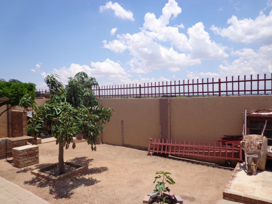 3 Bedroom Property for Sale in Mahlasedi Park Limpopo