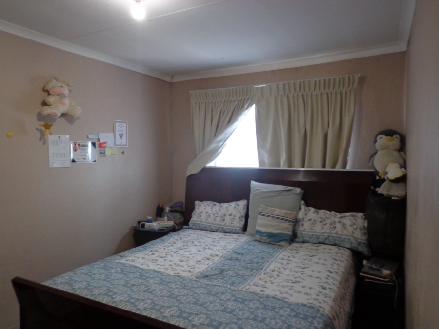 3 Bedroom Property for Sale in Mahlasedi Park Limpopo