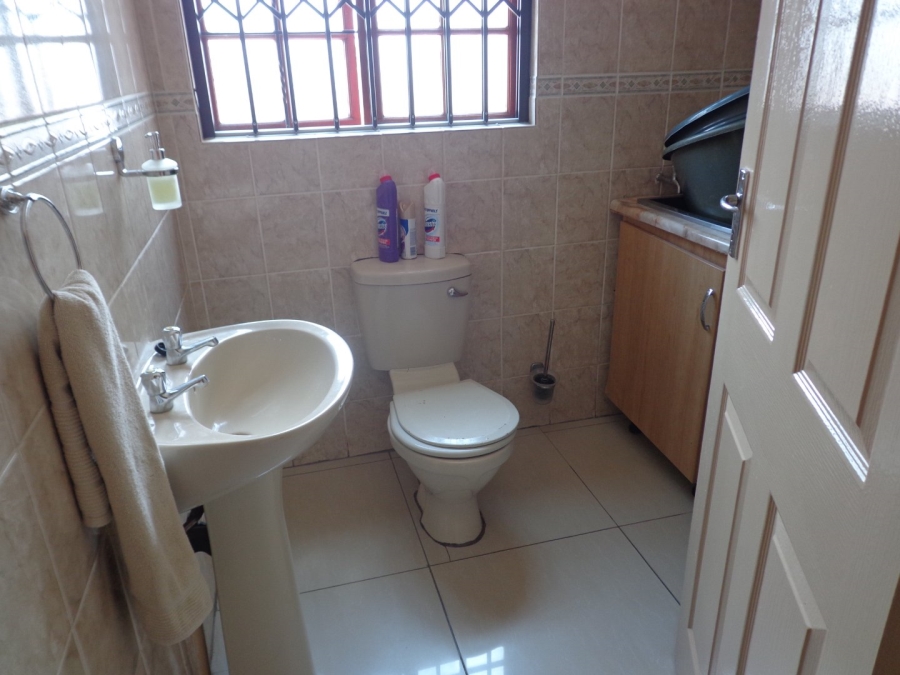 3 Bedroom Property for Sale in Mahlasedi Park Limpopo