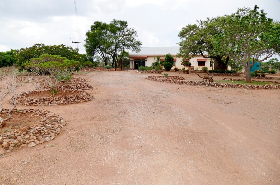 7 Bedroom Property for Sale in Baskoppies A H Limpopo