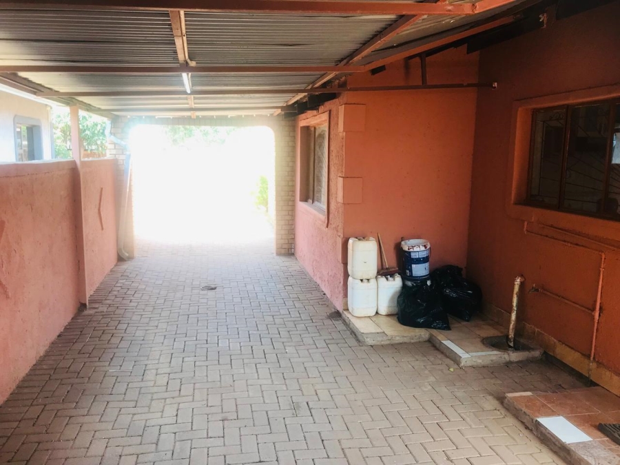 4 Bedroom Property for Sale in Lebowakgomo Zone A Limpopo