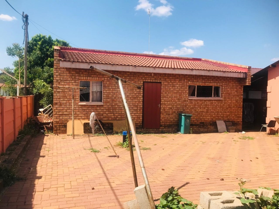 4 Bedroom Property for Sale in Lebowakgomo Zone A Limpopo