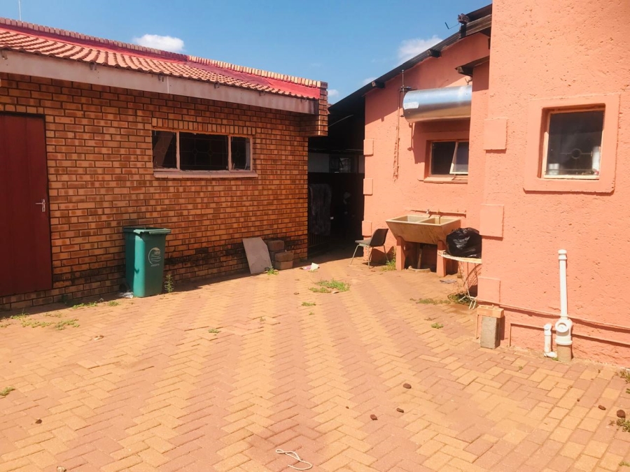 4 Bedroom Property for Sale in Lebowakgomo Zone A Limpopo