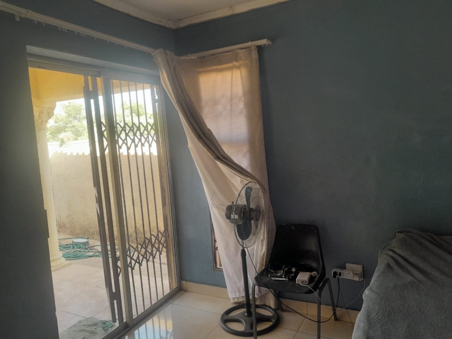 3 Bedroom Property for Sale in Marapong Limpopo