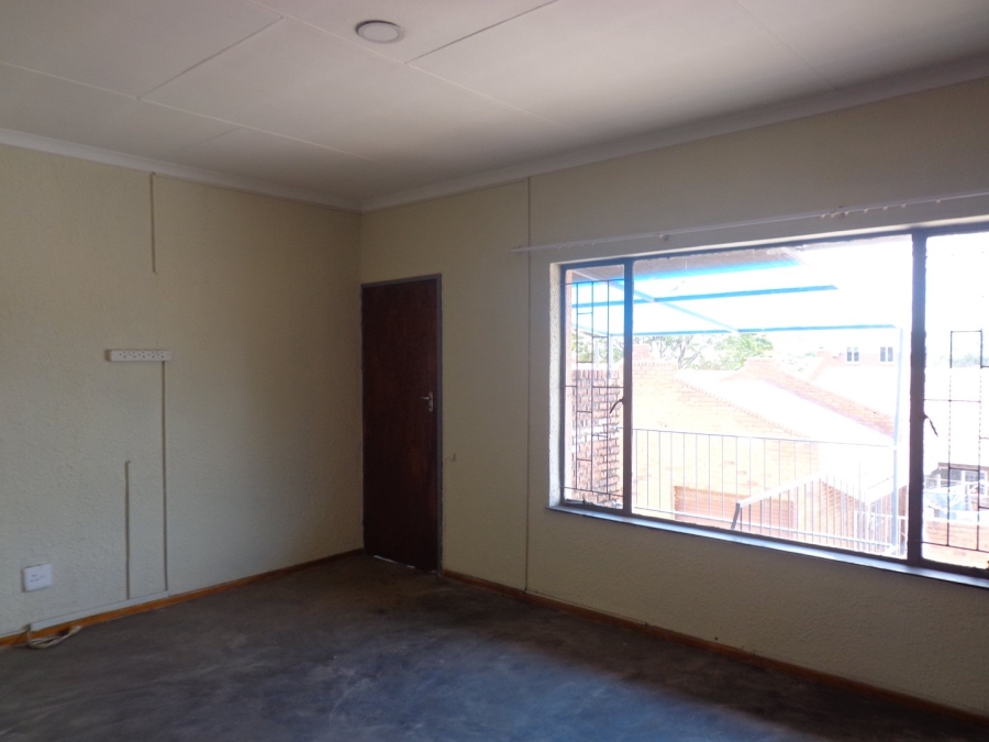 2 Bedroom Property for Sale in Polokwane Central Limpopo