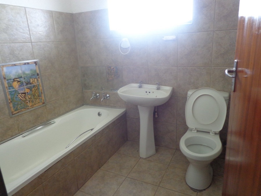 2 Bedroom Property for Sale in Polokwane Central Limpopo