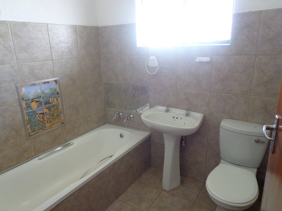 2 Bedroom Property for Sale in Polokwane Central Limpopo