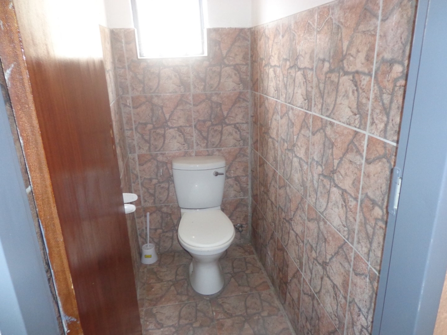 2 Bedroom Property for Sale in Polokwane Central Limpopo