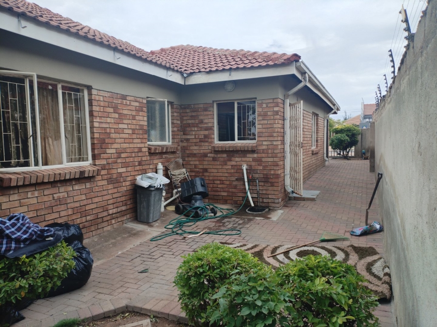 3 Bedroom Property for Sale in Bendor Limpopo