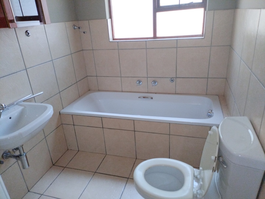 To Let 2 Bedroom Property for Rent in Bendor Limpopo