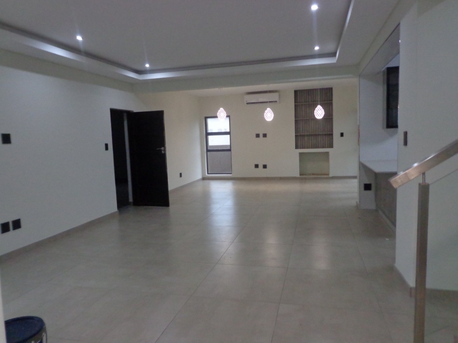 To Let 3 Bedroom Property for Rent in Woodhill Estate Limpopo