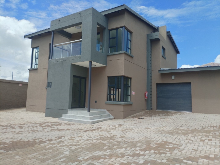 To Let 3 Bedroom Property for Rent in Woodhill Estate Limpopo