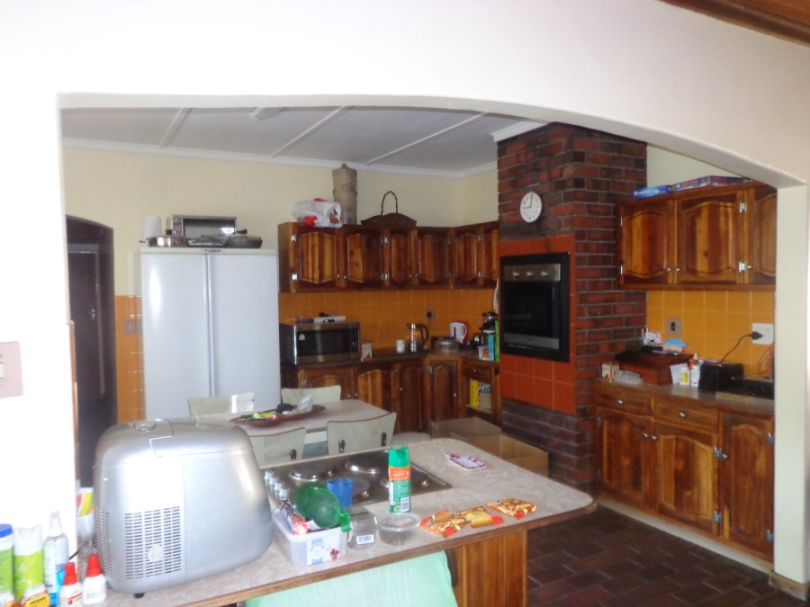 6 Bedroom Property for Sale in Polokwane Central Limpopo