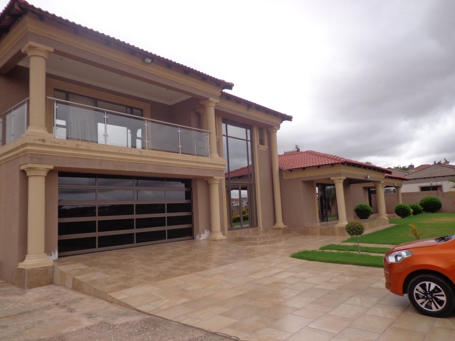 5 Bedroom Property for Sale in Serala View Limpopo