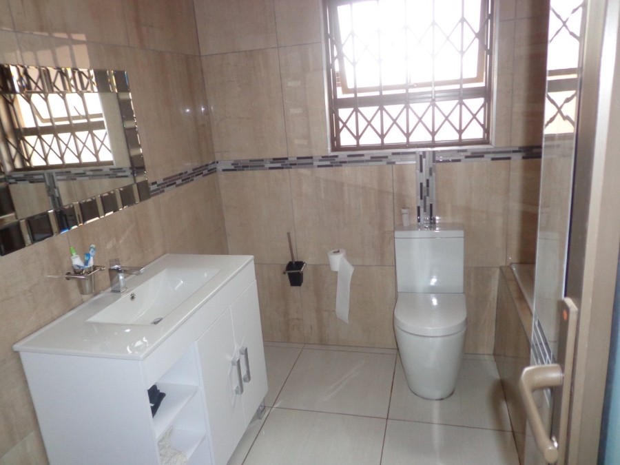 5 Bedroom Property for Sale in Serala View Limpopo