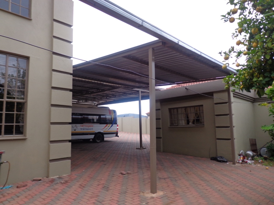 6 Bedroom Property for Sale in Sterpark Limpopo