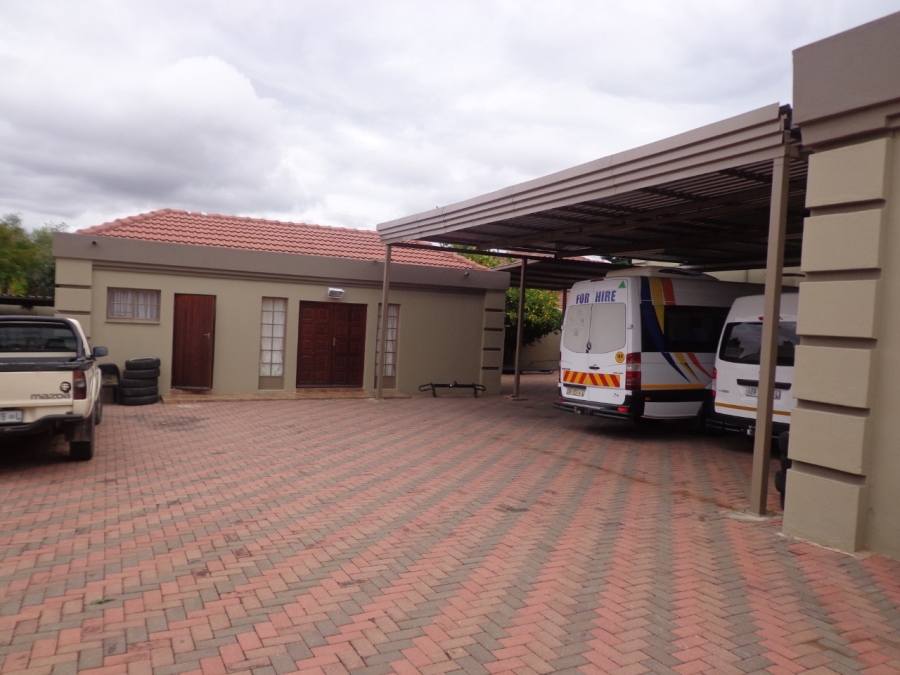 6 Bedroom Property for Sale in Sterpark Limpopo