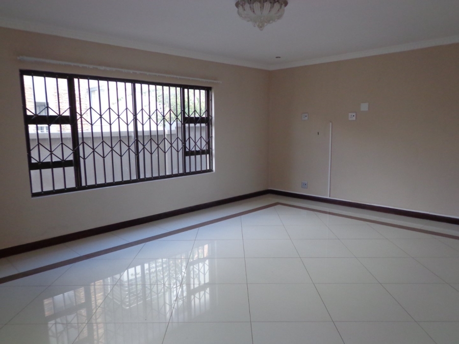 5 Bedroom Property for Sale in Thornhill Limpopo