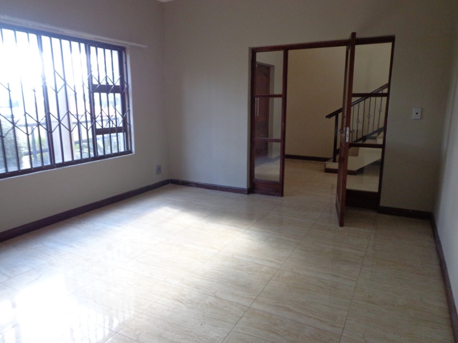 5 Bedroom Property for Sale in Thornhill Limpopo