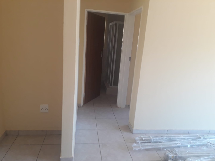 5 Bedroom Property for Sale in Lephalale Limpopo