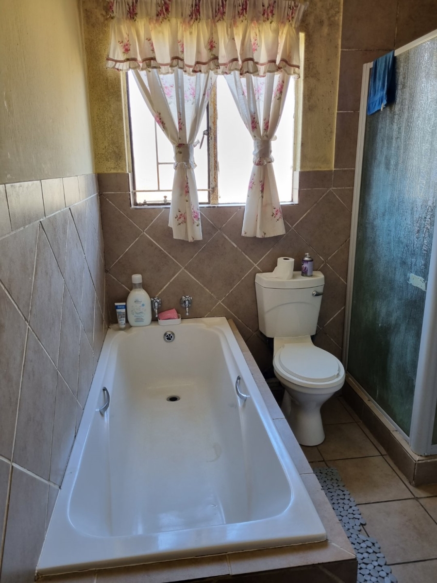 2 Bedroom Property for Sale in Modimolle Limpopo