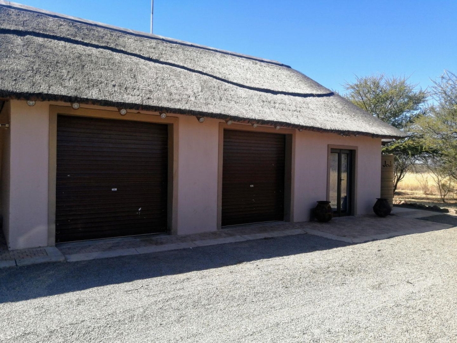 5 Bedroom Property for Sale in Zebula Golf Estate Limpopo