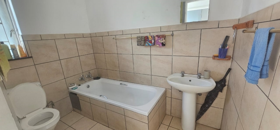 1 Bedroom Property for Sale in Annadale Limpopo