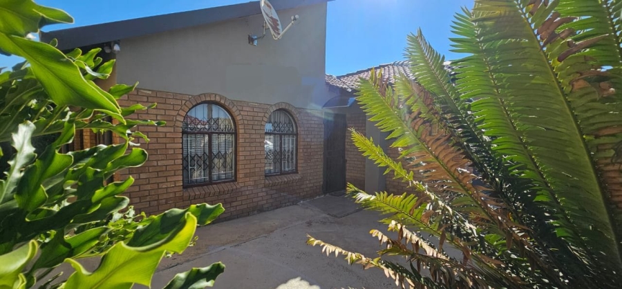 3 Bedroom Property for Sale in Bendor Limpopo