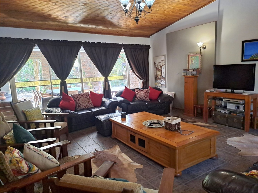 4 Bedroom Property for Sale in Myngenoegen A H Limpopo