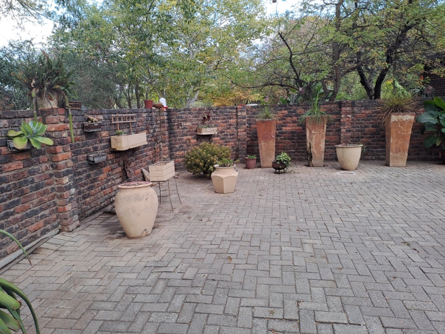 4 Bedroom Property for Sale in Myngenoegen A H Limpopo