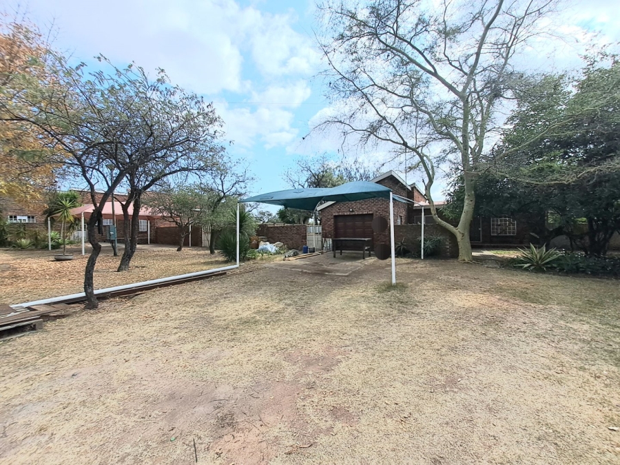 4 Bedroom Property for Sale in Myngenoegen A H Limpopo