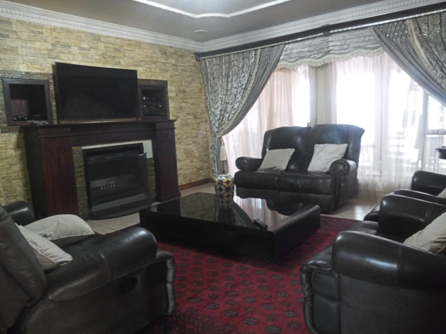 4 Bedroom Property for Sale in Seshego D Limpopo