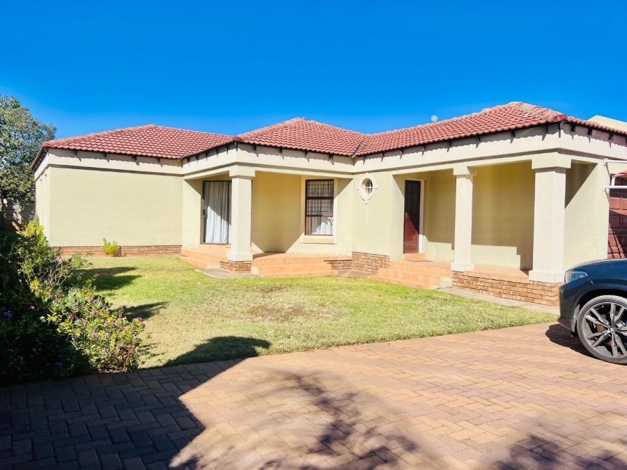 3 Bedroom Property for Sale in Bendor Limpopo