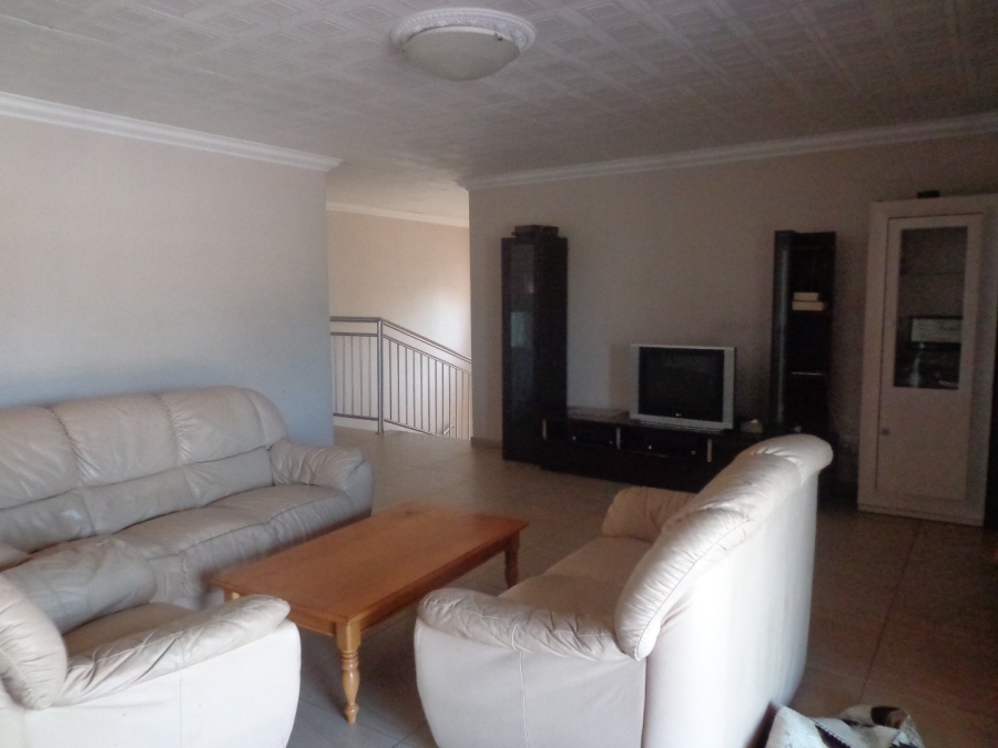 6 Bedroom Property for Sale in Flora Park Limpopo