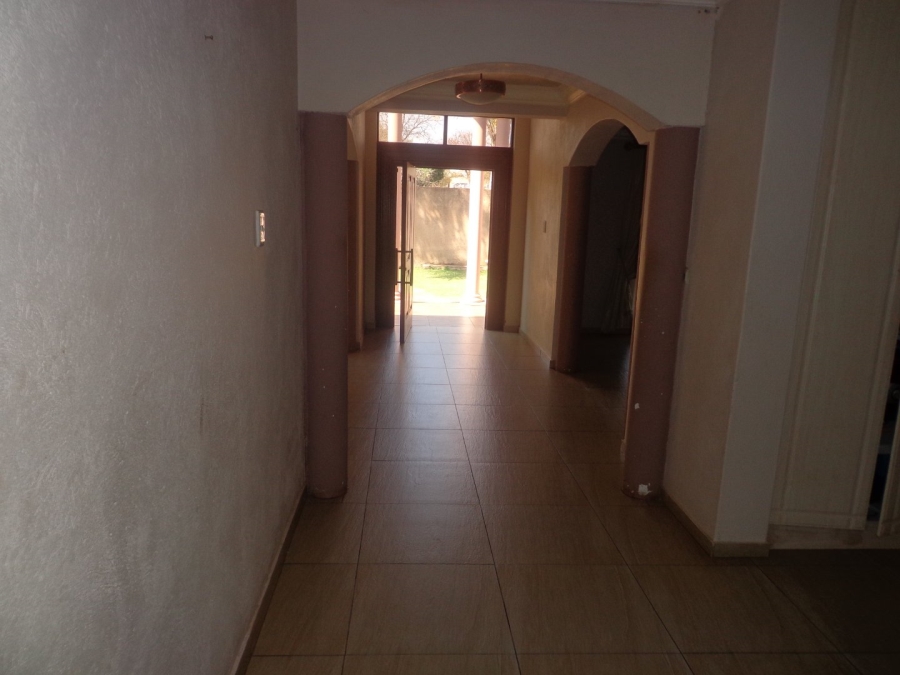 6 Bedroom Property for Sale in Flora Park Limpopo