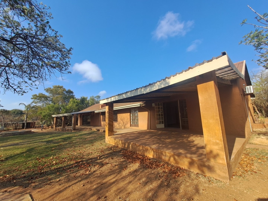 3 Bedroom Property for Sale in Dalmada A H Limpopo