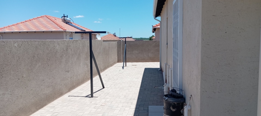 To Let 3 Bedroom Property for Rent in Southern Gateway Limpopo