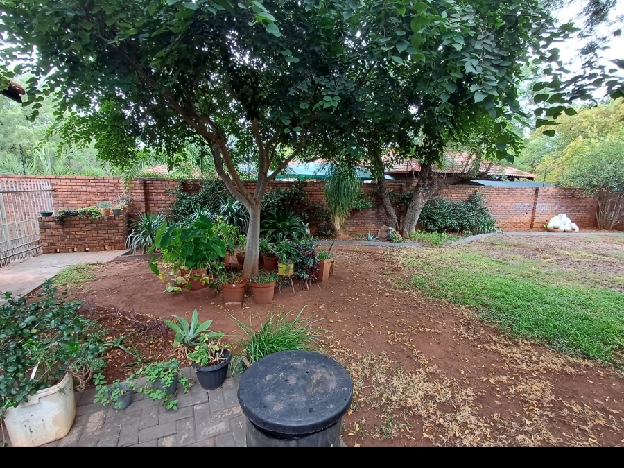 2 Bedroom Property for Sale in Doorhoek AH Limpopo