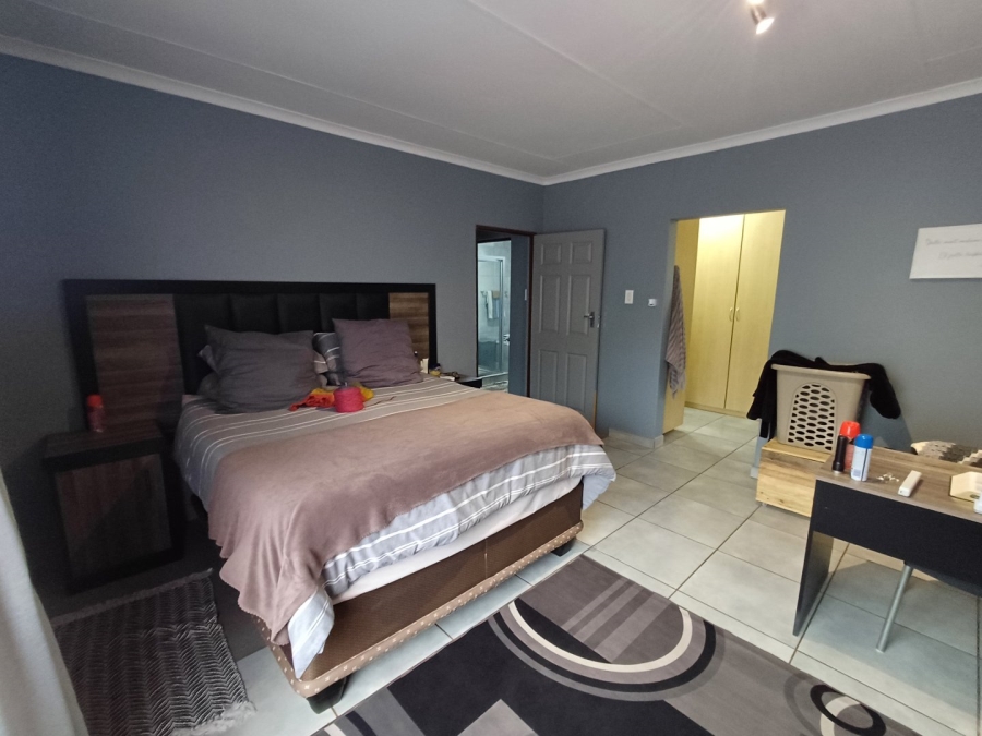 2 Bedroom Property for Sale in Doorhoek AH Limpopo