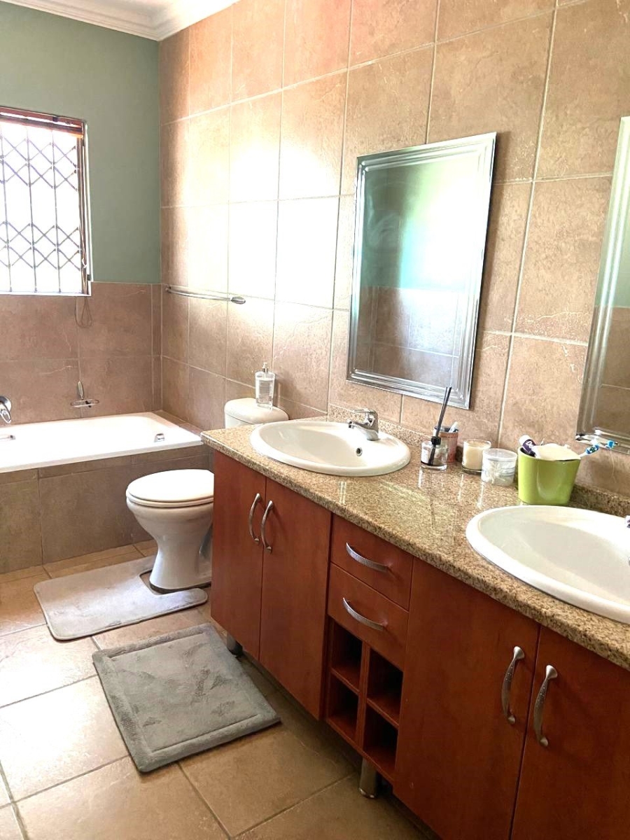  Bedroom Property for Sale in Bendor Limpopo