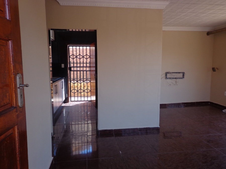 3 Bedroom Property for Sale in Lesedi Park Limpopo