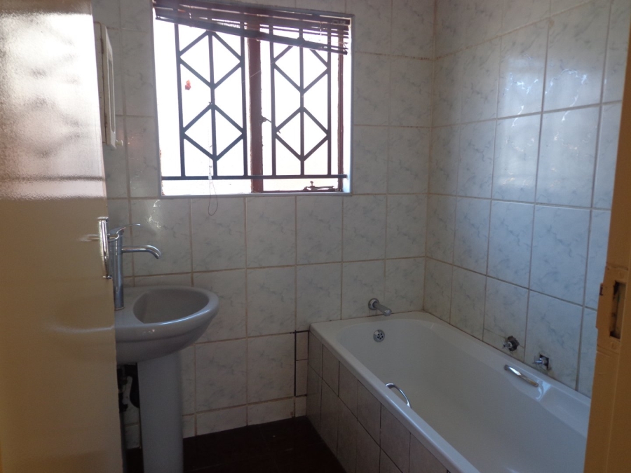 3 Bedroom Property for Sale in Lesedi Park Limpopo