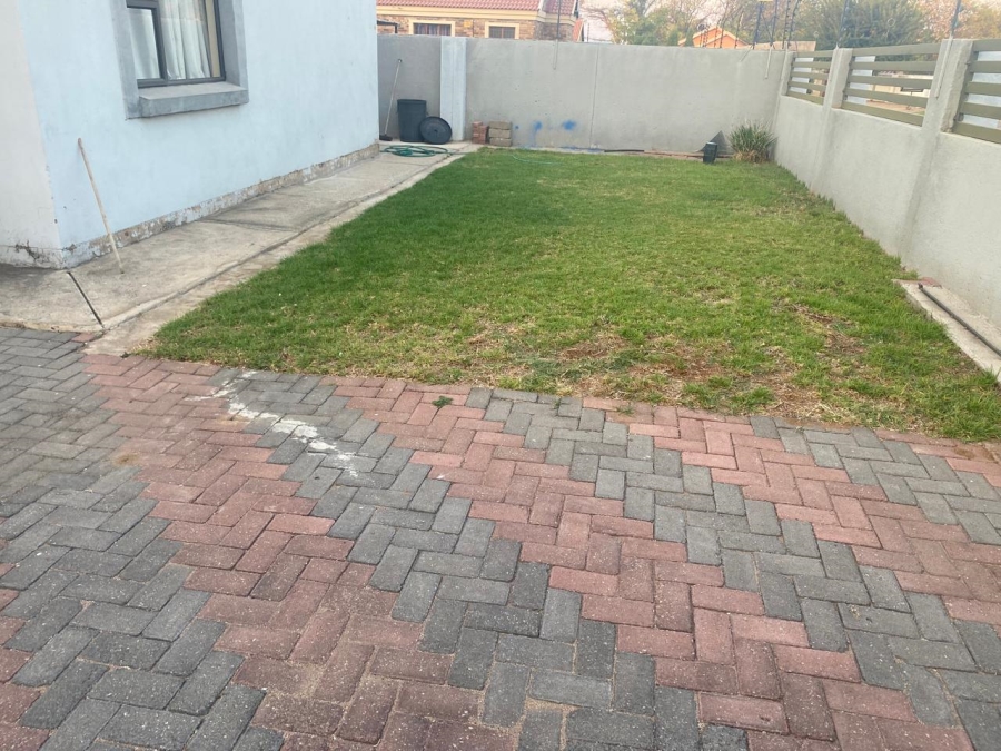 3 Bedroom Property for Sale in Rethabile Gardens Limpopo