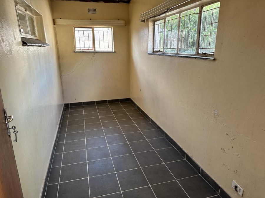 4 Bedroom Property for Sale in Nirvana Limpopo