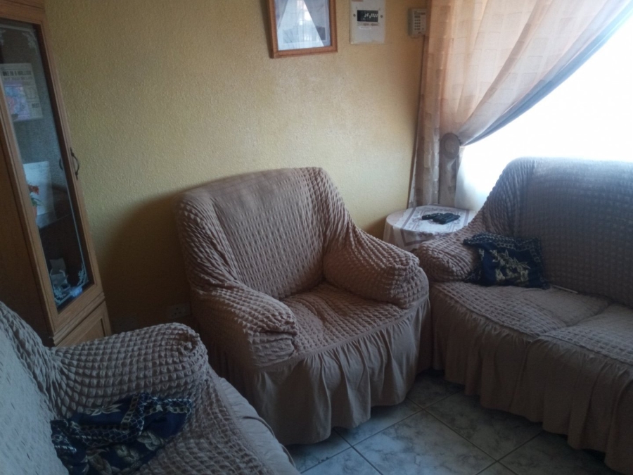  Bedroom Property for Sale in Madiba Park Limpopo