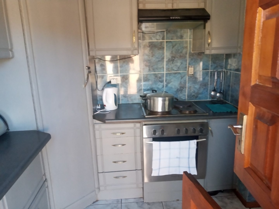  Bedroom Property for Sale in Madiba Park Limpopo