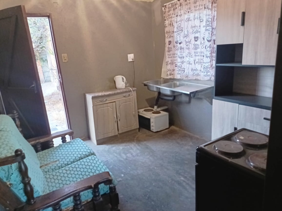 To Let 2 Bedroom Property for Rent in Seshego B Limpopo