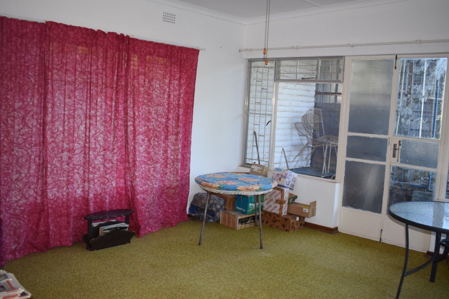 5 Bedroom Property for Sale in Modjadjiskloof Limpopo
