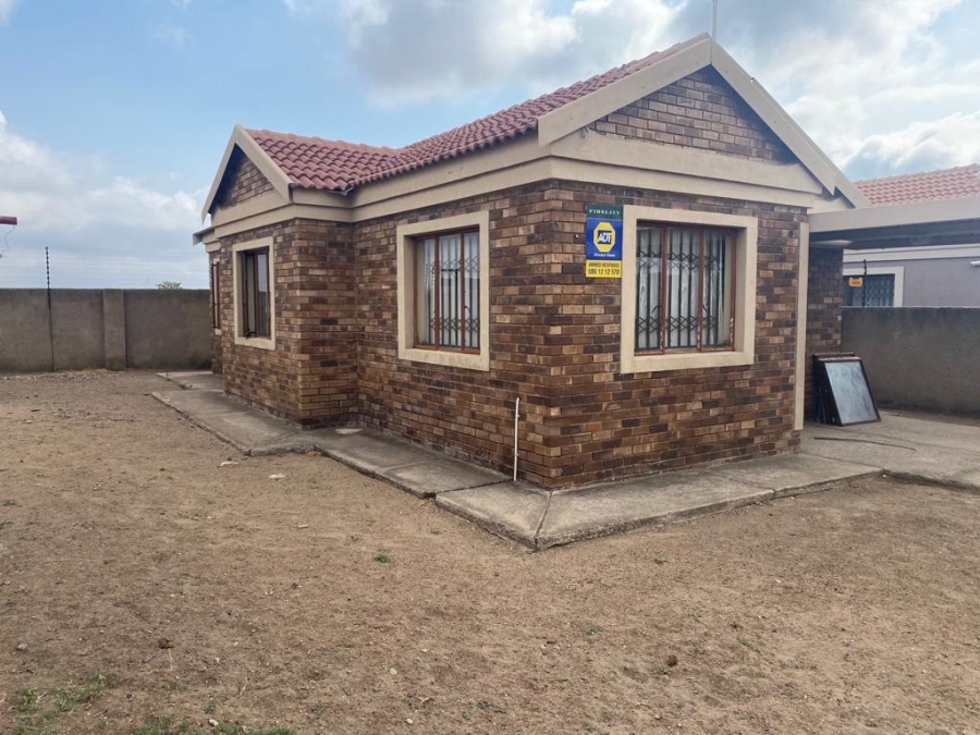 3 Bedroom Property for Sale in Rethabile Gardens Limpopo